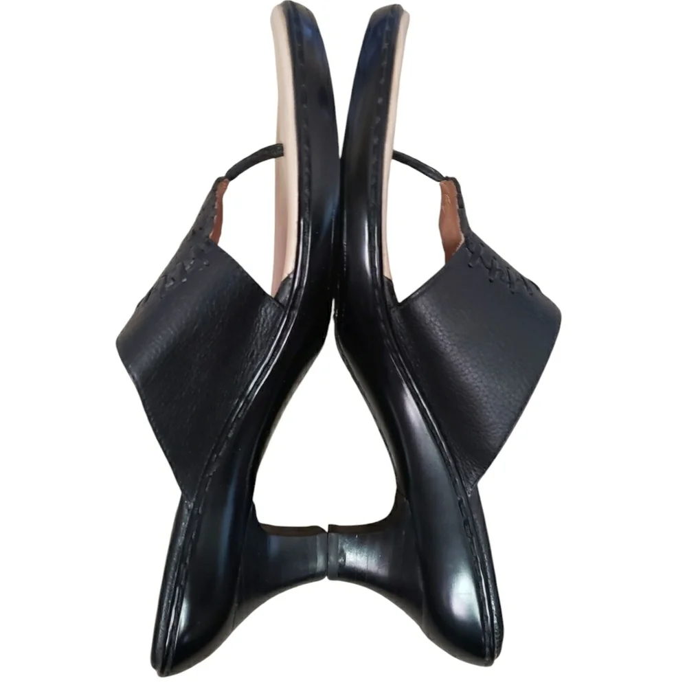Sofft Sandals Black Womens 9.5 Heeled Thong Comfort Casual Leather Slide Sandal